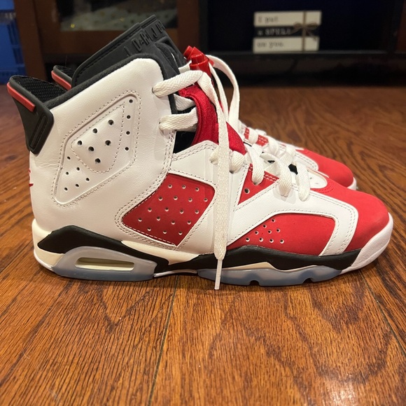 Air Jordan Retro Carmine 6 - Picture 1 of 5